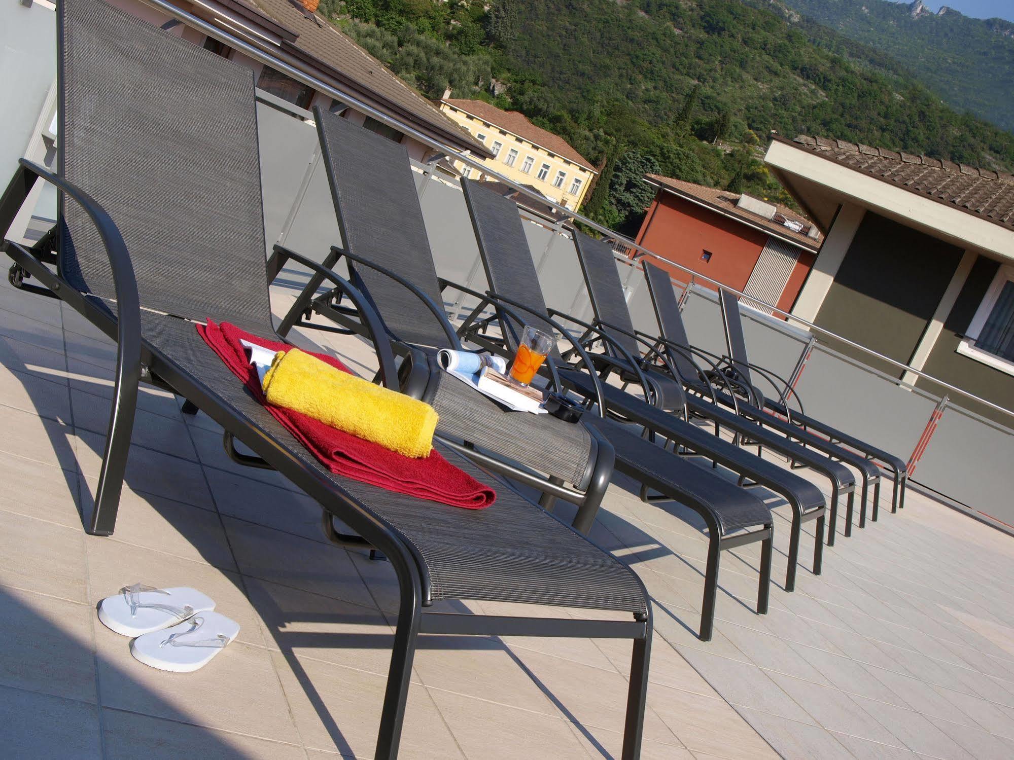 Hotel Garni Corallo Torbole Sul Garda Екстериор снимка
