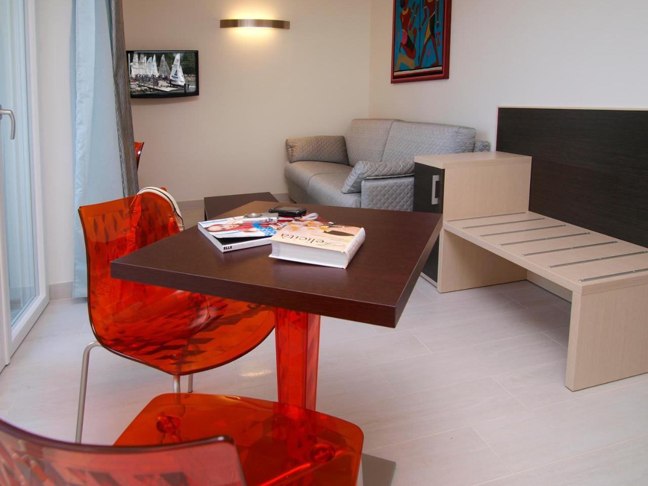 Hotel Garni Corallo Torbole Sul Garda Екстериор снимка